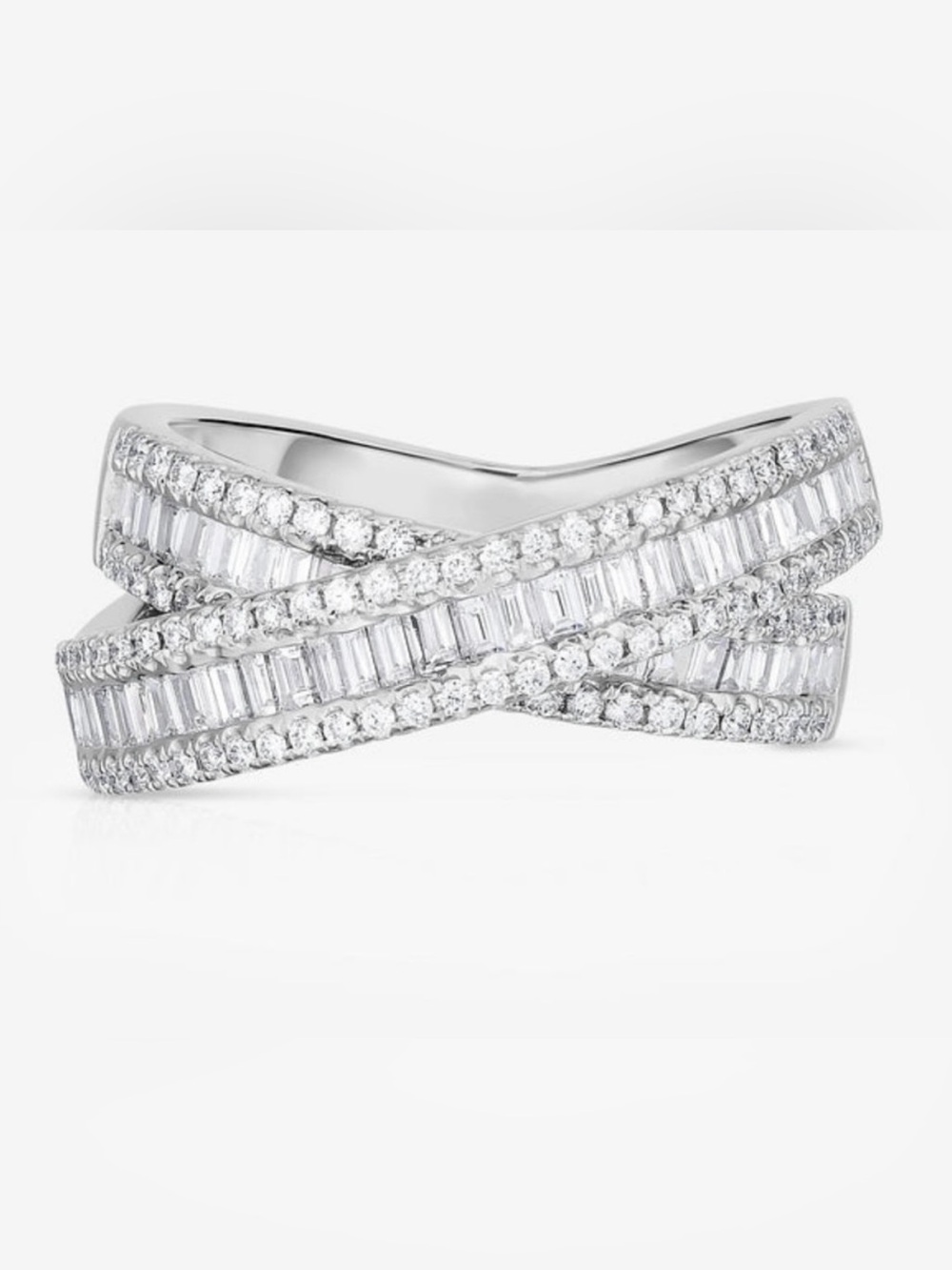 Ring Concierge Petite Baguette
Crossover Ring x 14k White Gold/Size 8